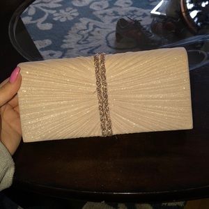 champagne clutch